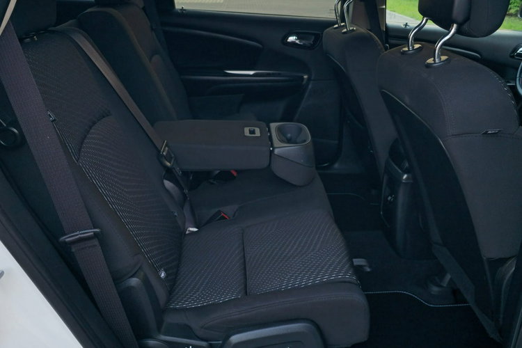 Freemont FIAT FREEMONT – Diesel 2.0 170KM 7 Miejsc, Nawigacja, Kamera, Keyless zdjęcie 31