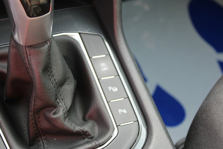 Volkswagen Tiguan LIFE DSG Salon Polska netto75528 PLN Gwarancja Kamera zdjęcie 28