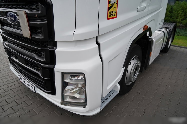 Ford F-MAX 500 / KLIMA POSTOJOWA / BOGATE WYPOSAŻENIE / EURO 6 zdjęcie 9