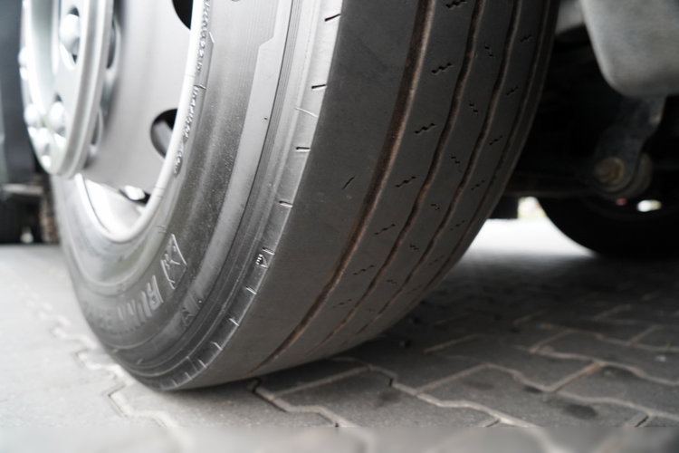 Ford F-MAX 500 / KLIMA POSTOJOWA / BOGATE WYPOSAŻENIE / EURO 6 zdjęcie 17