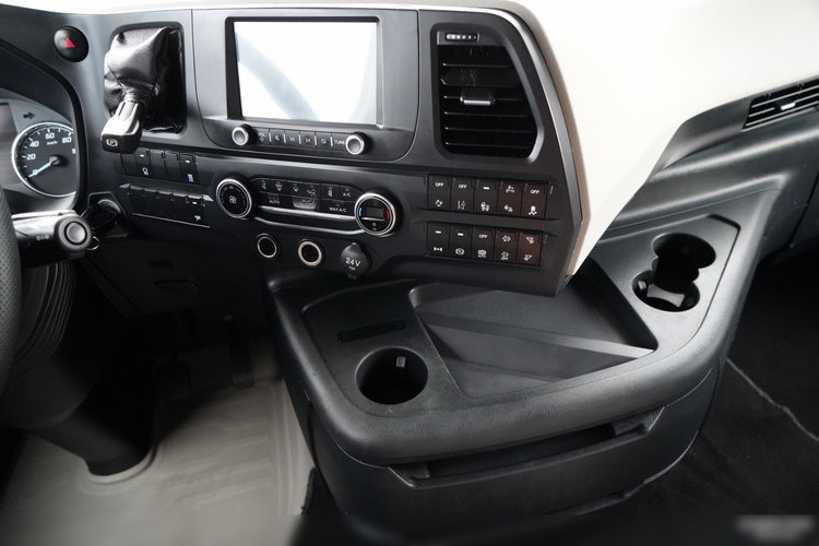 Ford F-MAX 500 / KLIMA POSTOJOWA / BOGATE WYPOSAŻENIE / EURO 6 zdjęcie 27