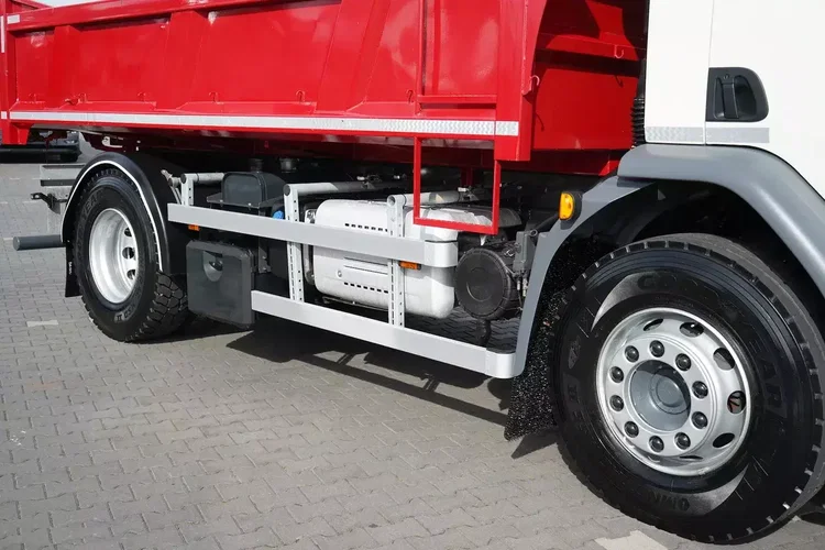 DAF LF / 320 / E 6 / ACC / WYWROTKA / MANUAL / ŁAD. 9790 KG / 21 TYS. KM zdjęcie 28