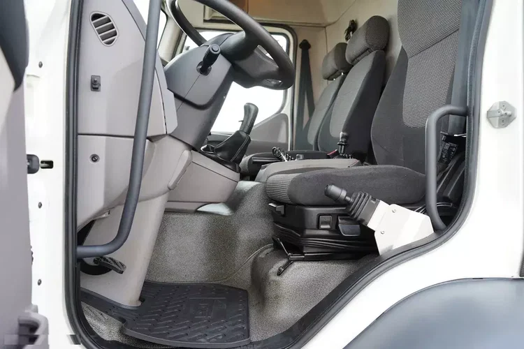 DAF LF / 320 / E 6 / ACC / WYWROTKA / MANUAL / ŁAD. 9790 KG / 21 TYS. KM zdjęcie 32
