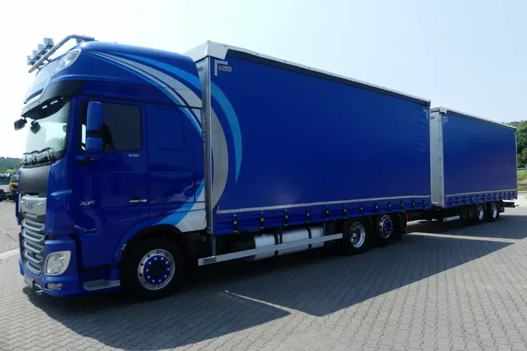 DAF XF 106.530 / EURO 6 / ZESTAW PRZEJAZDOWY / TANDEM / zdjęcie 23
