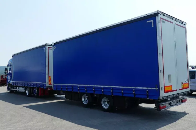 DAF XF 106.530 / EURO 6 / ZESTAW PRZEJAZDOWY / TANDEM / zdjęcie 32