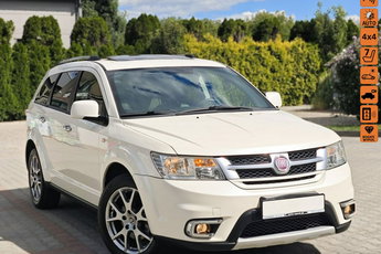 Fiat Freemont Navi Kamera 7 osób 4 x 4 A U T O M A T