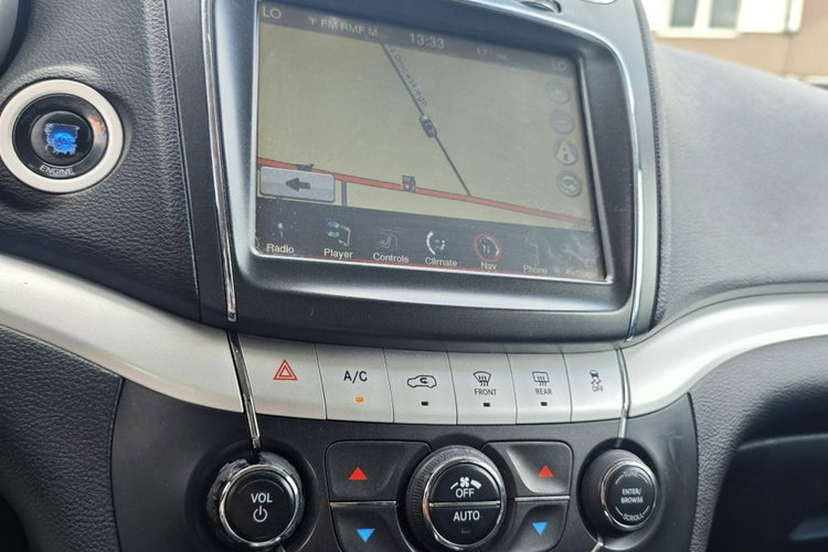 Fiat Freemont Navi Kamera 7 osób 4 x 4 A U T O M A T zdjęcie 12
