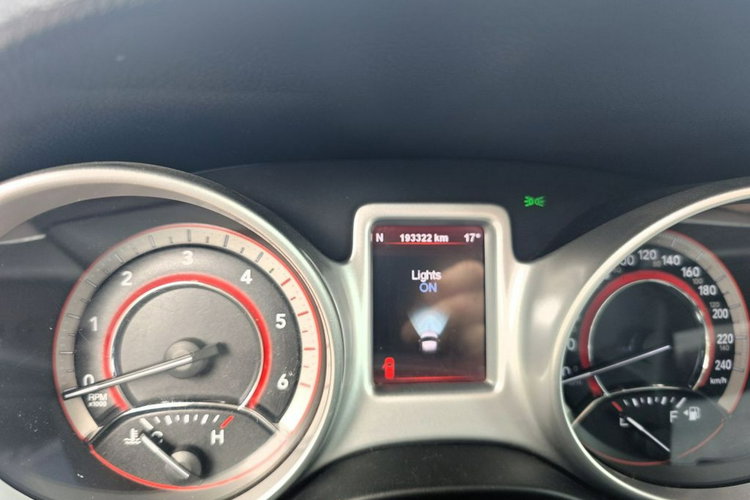 Fiat Freemont Navi Kamera 7 osób 4 x 4 A U T O M A T zdjęcie 16