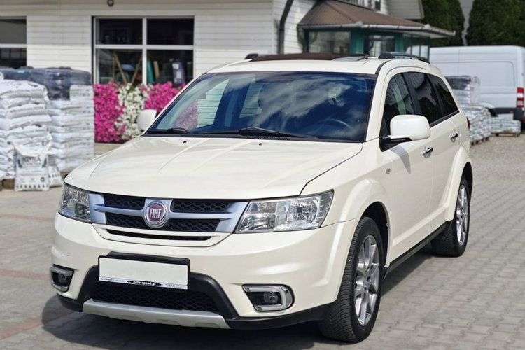 Fiat Freemont Navi Kamera 7 osób 4 x 4 A U T O M A T zdjęcie 2