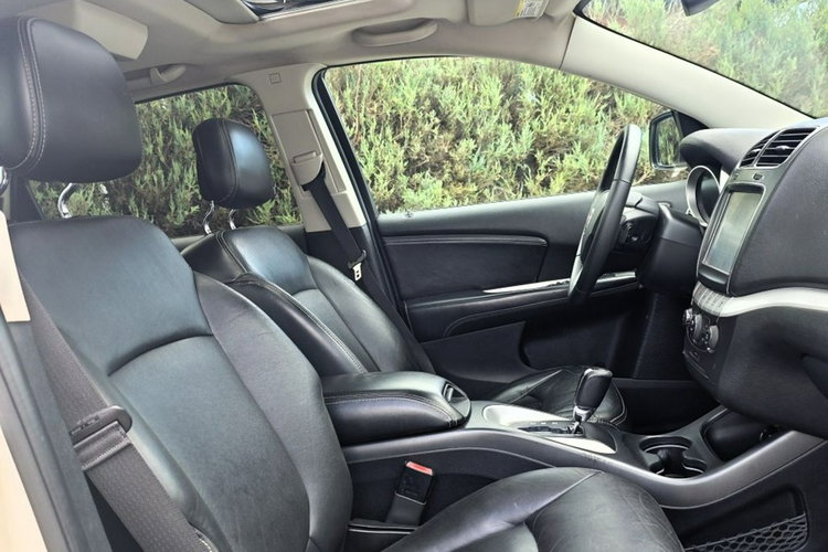 Fiat Freemont Navi Kamera 7 osób 4 x 4 A U T O M A T zdjęcie 33
