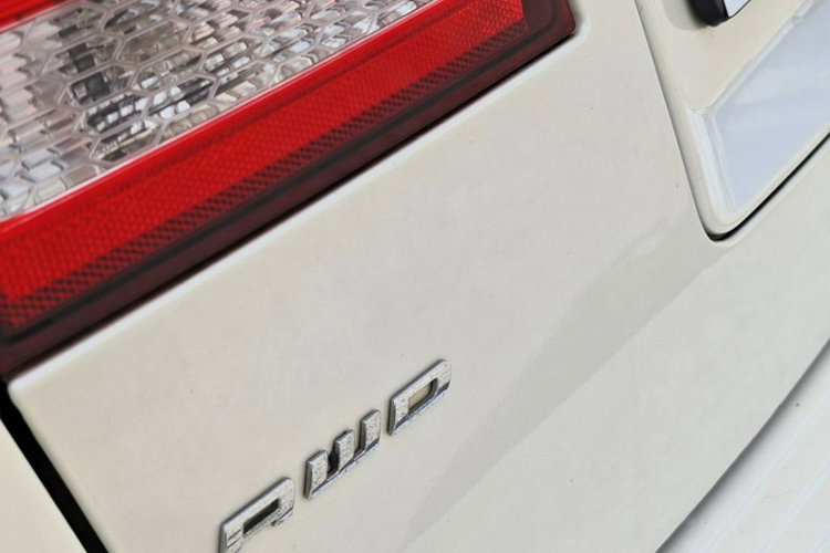 Fiat Freemont Navi Kamera 7 osób 4 x 4 A U T O M A T zdjęcie 40