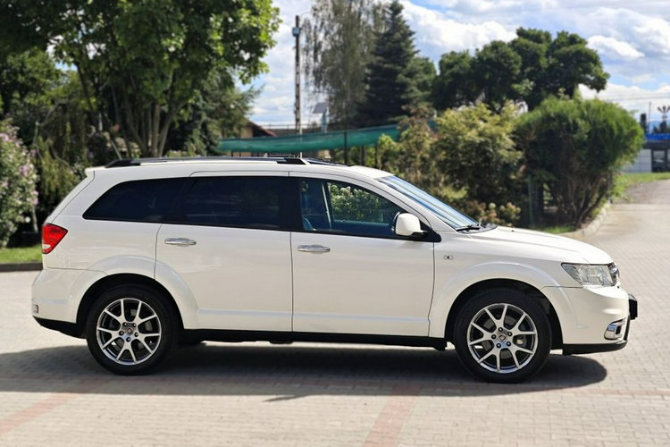 Fiat Freemont Navi Kamera 7 osób 4 x 4 A U T O M A T zdjęcie 8