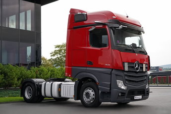 Mercedes Actros