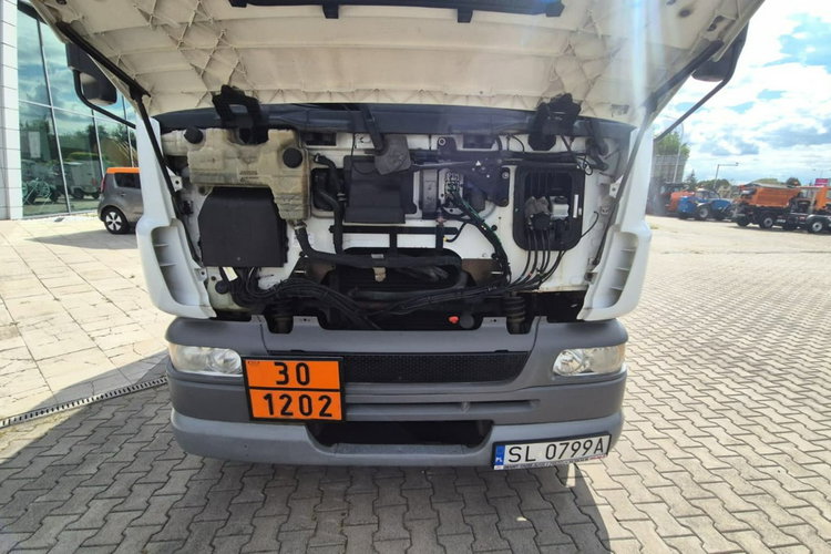 LF 55 250 DAF LF 55 / AUTOCYSTERNA / BECZKA NA PALIWO zdjęcie 39