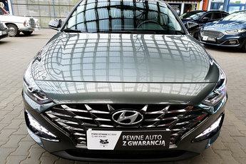 Hyundai i30 FASTBACK AUTOMAT 160KM Navi+Kamera+Led 1WŁ Krajowy 100% Bezwypadk F23% 4x2