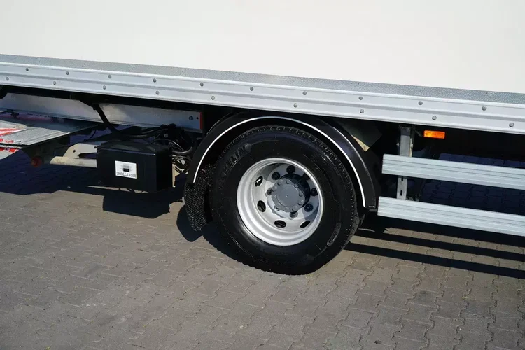 DAF / LF / 260 / ACC / EURO 6 / KONTENER + WINDA / 18 PALET / ŁAD. 8 585 KG, zdjęcie 19