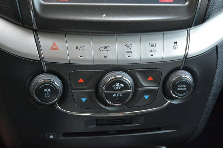 Fiat Freemont Black Code Alpine AWD 7-Foteli Navi Keyless go Skóry Alu19" zdjęcie 26
