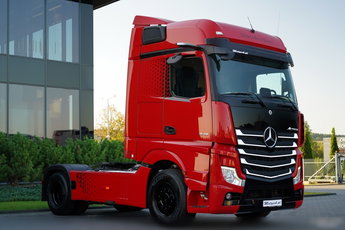 Mercedes Actros
