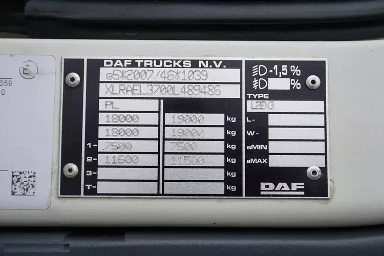 DAF / LF / 290 / E 6 / FIRANKA + WINDA / ŁAD. 9 970 KG / 19 PALET zdjęcie 3