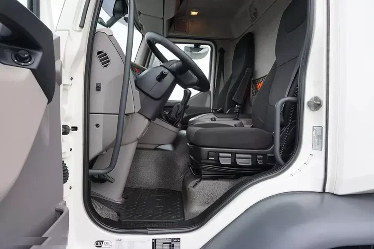DAF / LF / 290 / E 6 / FIRANKA + WINDA / ŁAD. 9 970 KG / 19 PALET zdjęcie 35