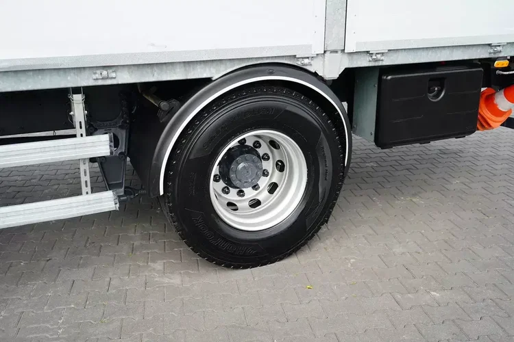 DAF / LF / 250 / SKRZYNIOWY + HDS / HYVA HB-150 / PILOT / ROTATOR zdjęcie 11