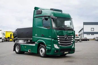Mercedes Actros