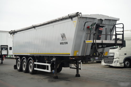 Wielton / WYWROTKA - 46 m3 / ALUMINIOWA / OŚ PODNOSZONA / OSIE SAF / KLAPO DRZWI / WAGA: 6 130 KG /