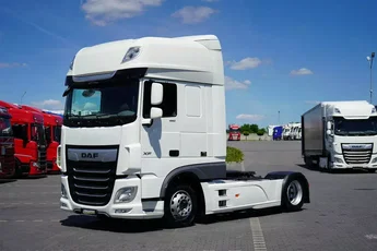 DAF XF 106