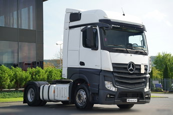 Mercedes Actros