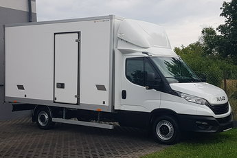 Iveco Daily 35S16 KONTENER 8EP 4.23x2.23x2.23 KLIMA 3.0-160KM KRAJOWY MANUAL