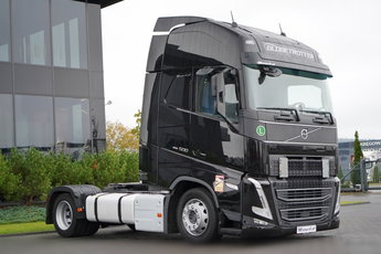 Volvo FH 500 / XXL / LOWDECK / MEGA / KLIMA POSTOJOWA / Z NIEMIEC / PO KONTRAKCIE SERWISOWYM /