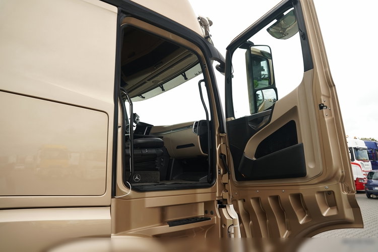 Mercedes ACTROS 18 53 / BIG SPACE / RETARDER / BOGATE WYPOSAŻENIE / HYDRAULIKA zdjęcie 35