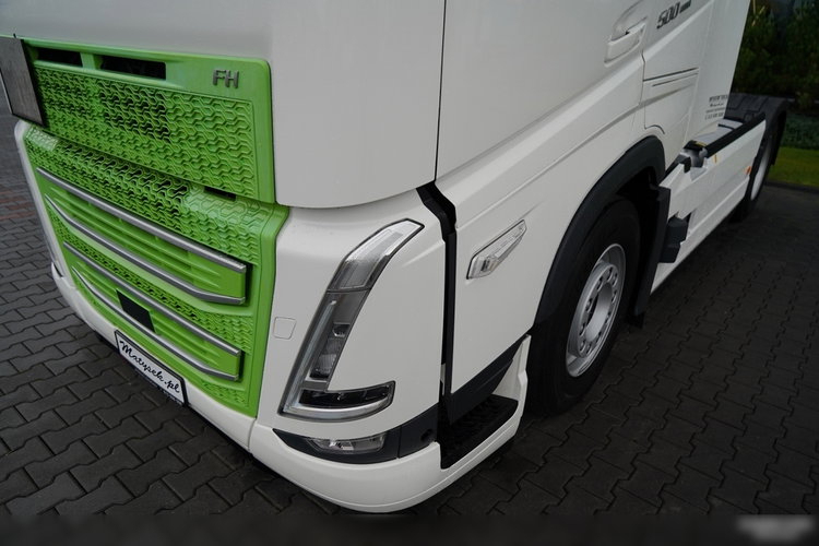 Volvo FH 500 / XXL / RETARDER / CAŁY NA PODUSZKACH / KLIMA POSTOJOWA / BOGATE WYPOSAŻENIE / PO ZŁOTYM KONTRAKCIE SERWISOWYM / zdjęcie 11