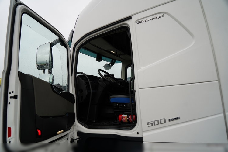 Volvo FH 500 / XXL / RETARDER / CAŁY NA PODUSZKACH / KLIMA POSTOJOWA / BOGATE WYPOSAŻENIE / PO ZŁOTYM KONTRAKCIE SERWISOWYM / zdjęcie 22