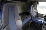 Volvo FH 500 / XXL / RETARDER / CAŁY NA PODUSZKACH / KLIMA POSTOJOWA / BOGATE WYPOSAŻENIE / PO ZŁOTYM KONTRAKCIE SERWISOWYM / zdjęcie 36