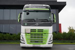 Volvo FH 500 / XXL / RETARDER / CAŁY NA PODUSZKACH / KLIMA POSTOJOWA / BOGATE WYPOSAŻENIE / PO ZŁOTYM KONTRAKCIE SERWISOWYM / zdjęcie 3
