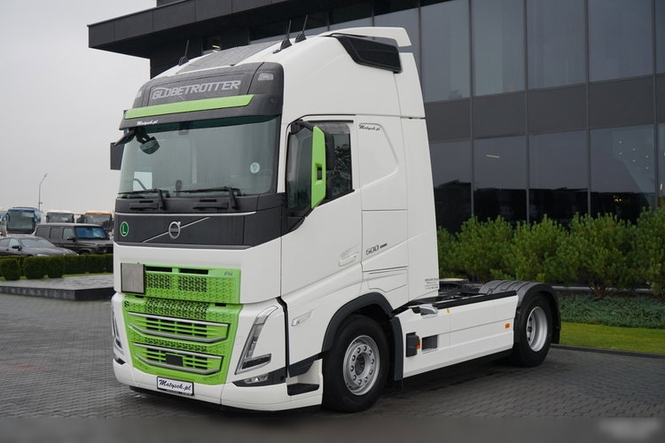 Volvo FH 500 / XXL / RETARDER / CAŁY NA PODUSZKACH / KLIMA POSTOJOWA / BOGATE WYPOSAŻENIE / PO ZŁOTYM KONTRAKCIE SERWISOWYM / zdjęcie 4