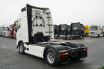 Volvo FH 500 / XXL / RETARDER / CAŁY NA PODUSZKACH / KLIMA POSTOJOWA / BOGATE WYPOSAŻENIE / PO ZŁOTYM KONTRAKCIE SERWISOWYM / zdjęcie 7