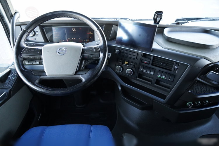 Volvo FH 460 / LOW DECK / MEGA / KLIMA POSTOJOWA / I-SAVE / TV / I-SHIFT / EURO 6 zdjęcie 26