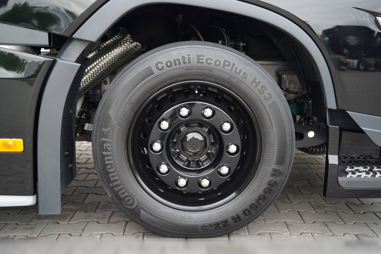 Volvo FH 500 / XXL / RETARDER / LOWDECK / MEGA  / BOGATE WYPOSAŻENIE / PO KONTRAKCIE SERWISOWYM / zdjęcie 19
