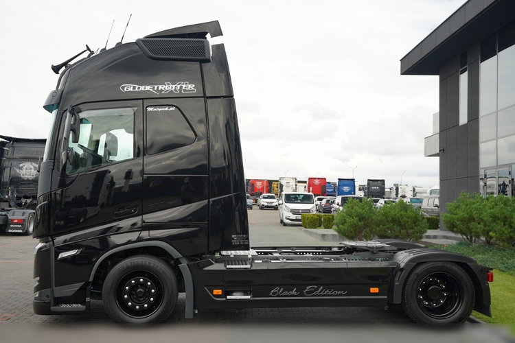 Volvo FH 500 / XXL / RETARDER / LOWDECK / MEGA  / BOGATE WYPOSAŻENIE / PO KONTRAKCIE SERWISOWYM / zdjęcie 6