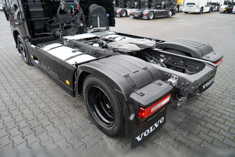 Volvo FH 500 / XXL / RETARDER / LOWDECK / MEGA / BOGATE WYPOSAŻENIE / PO KONTRAKCIE SERWISOWYM / zdjęcie 14