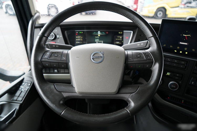 Volvo FH 500 / XXL / RETARDER / LOWDECK / MEGA / BOGATE WYPOSAŻENIE / PO KONTRAKCIE SERWISOWYM / zdjęcie 28