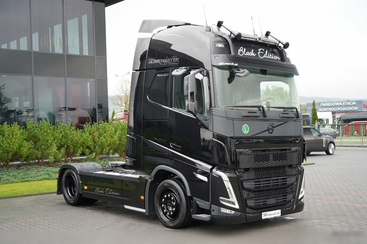 Volvo FH 500 / XXL / RETARDER / LOWDECK / MEGA / BOGATE WYPOSAŻENIE / PO KONTRAKCIE SERWISOWYM / zdjęcie 2