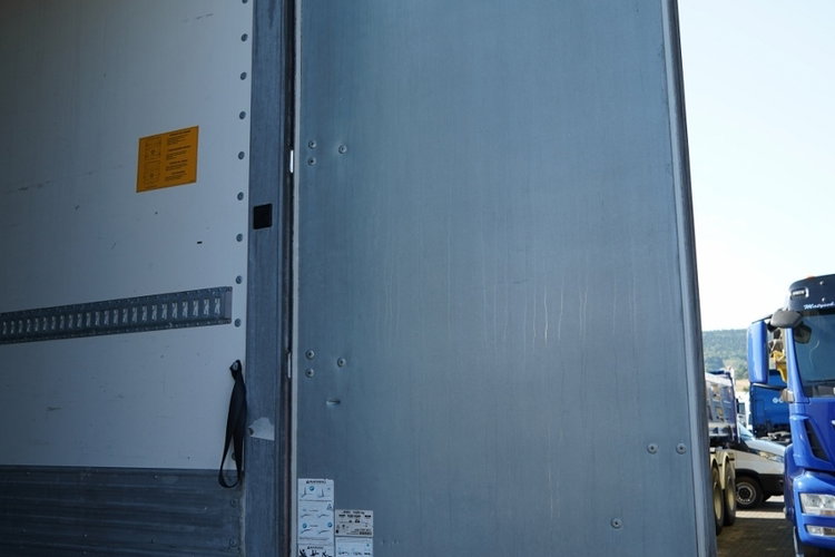Fruehauf / KONTENER / STANDARD / WINDA DHOLLANDIA - 1 500 KG / MOCNA PODŁOGA /  SAF / zdjęcie 15