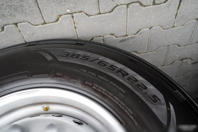 Schwarzmuller SCHWRZMULLER / FIRANKA / STANDARD / PALECIARA / OŚ PODNOSZONA / OSIE SAF / zdjęcie 26