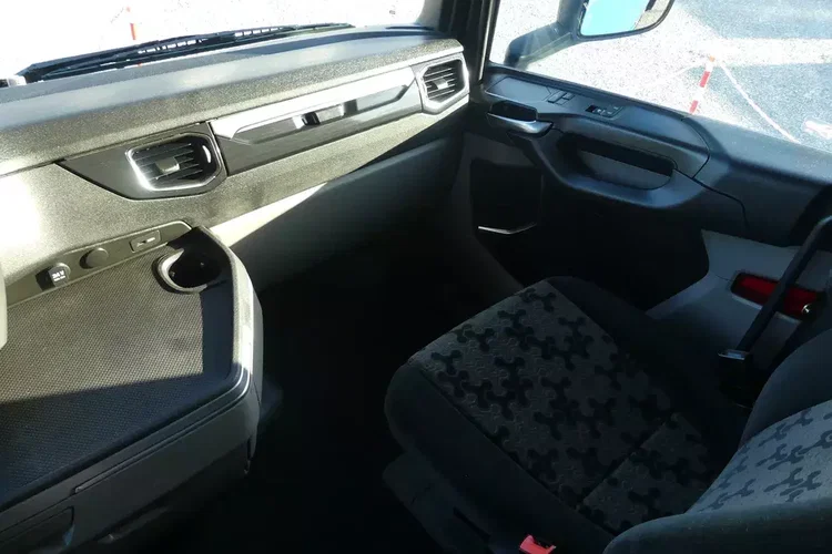 Scania S500 / EURO 6 / RETARDER / KLIMA POSTOJOWA / NAVI / STANDARD / zdjęcie 27