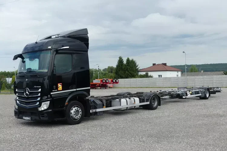 Mercedes ACTROS MP5 1836 / AUTOMAT / ZESTAW BDF / EURO 6 / zdjęcie 22