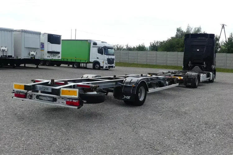Mercedes ACTROS MP5 1836 / AUTOMAT / ZESTAW BDF / EURO 6 / zdjęcie 28