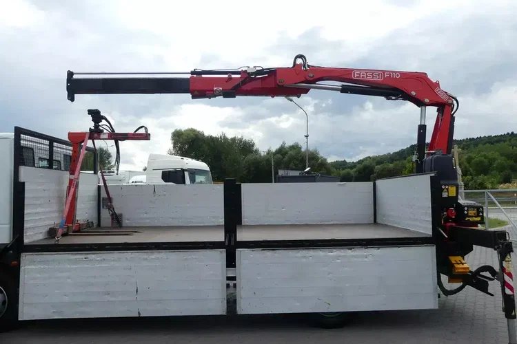 Iveco EUROCARGO 120-220 / HDS FASSI F110 + SKRZYNIA / MANUAL / zdjęcie 12